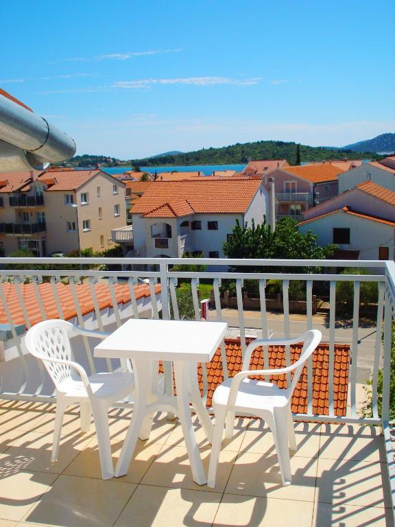 Apartments Nikolas Vodice Quarto foto
