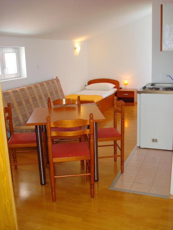 Apartments Nikolas Vodice Quarto foto