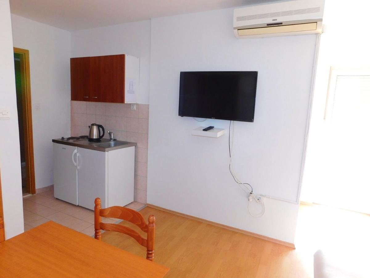 Apartments Nikolas Vodice Exterior foto